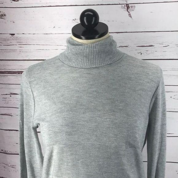 Apt.9 Heather Grey Light Stripe Turtleneck Sweater Size Small - Picture 4 of 8